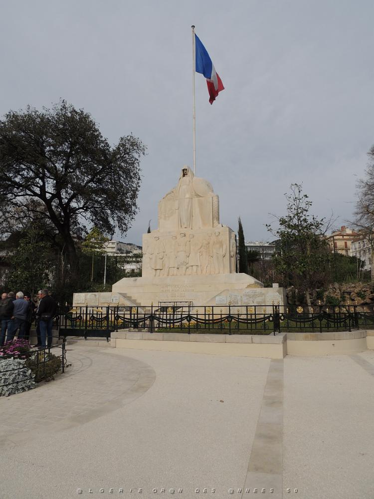 58 Monument Aux Morts.JPG -           